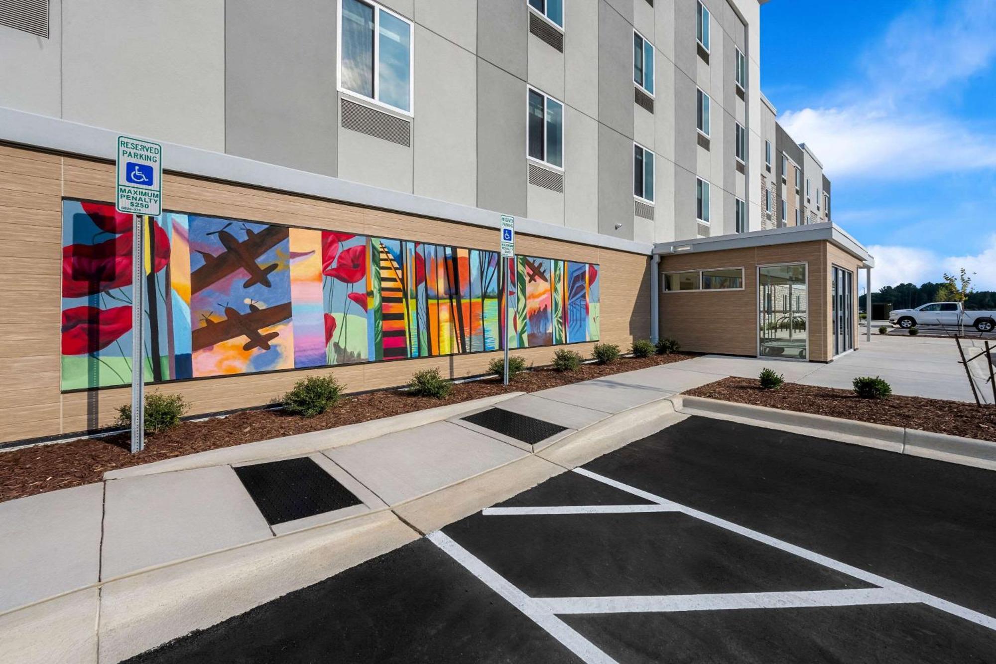 Everhome Suites Fayetteville Near Fort Bragg Εξωτερικό φωτογραφία